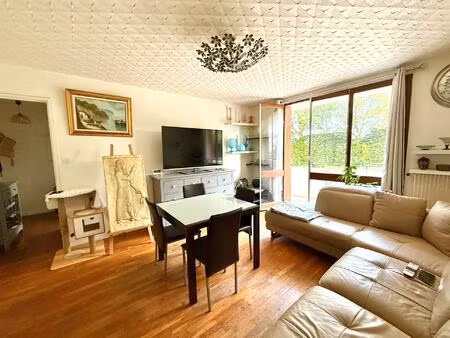 idéal investisseur 2p 48m² / balcon / parking