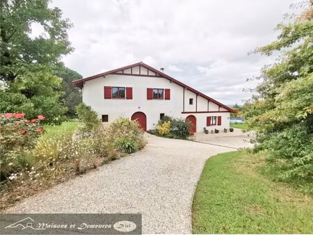 maison de luxe à vendre à bardos