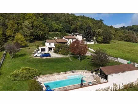 maison de luxe à vendre à charantonnay