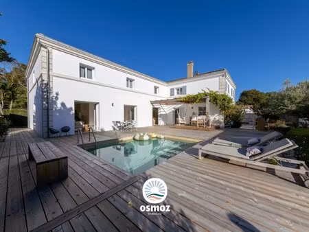 maison de luxe à vendre à l'l'houmeau