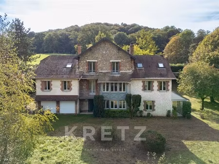 maison de luxe à vendre à milon-la-chapelle