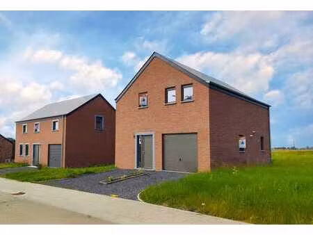 ? maison neuve 4 façades à vendre à finnevaux