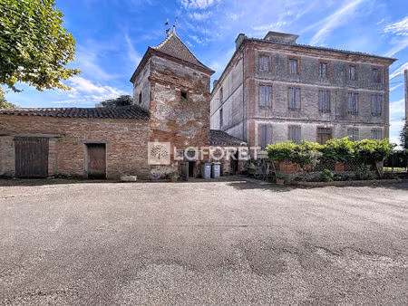 ensemble immobilier - ferme + dépendances + maison de maître - 485 m2 - 14549 m2 terrain