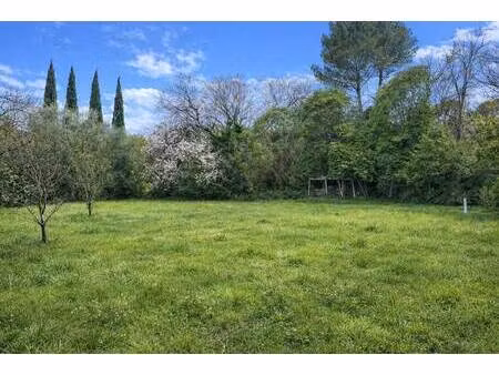 terrain constructible à vendre