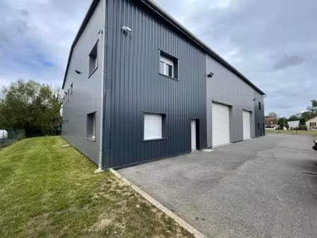 chevrieres - local d'activité avec entrepôt et bureaux