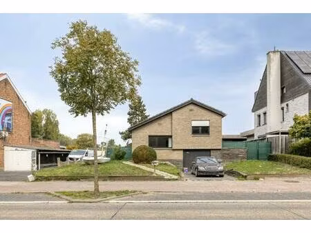 open bebouwing op 999m²  centraal gelegen in steendorp