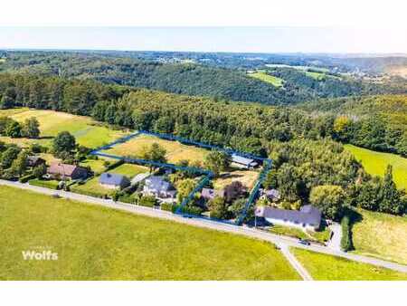 agréable villa avec garage  jardin et installat. équestres !