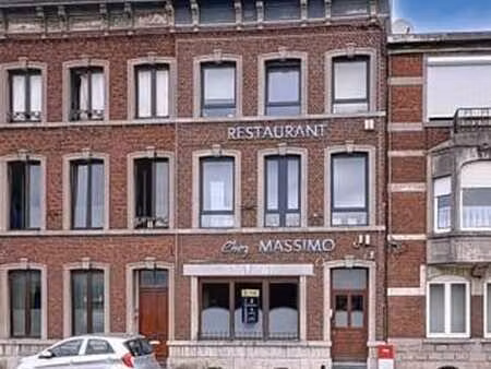 surface commerciale à vendre avec garages