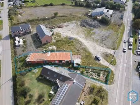 terrain avec bâtiment polyvalent de 253 m² avec potentiel d’