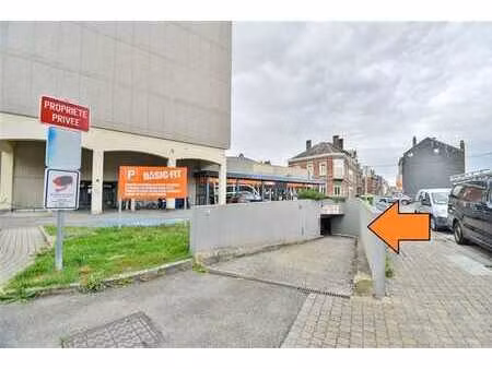 opportunité rare : emplacement de parking en plein cœur de h