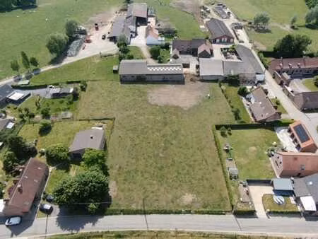 2 beaux terrains de 11 ares chacun !