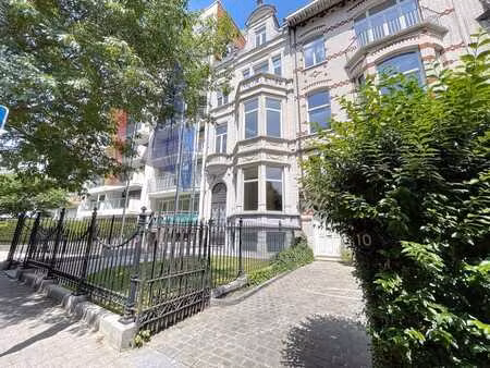 propriété de caractère de 750 m² à usage de bureaux