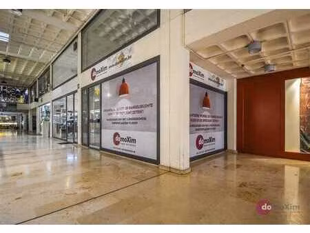 bureau ou espace commercial dans le centre de malines