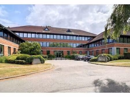 belle surface de bureaux - waterloo office park