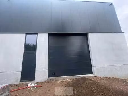 à louer : unité pme moderne dans un tout nouveau parc d’e...