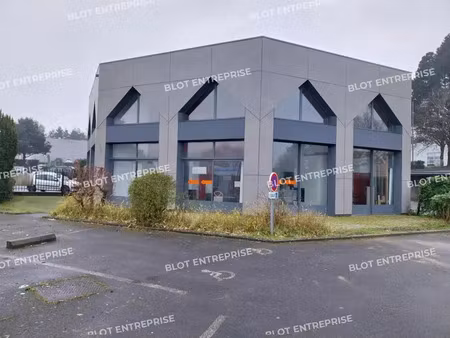 a louer - local d'activités / local professionnel - bouguenais / nantes sud - 570 m²