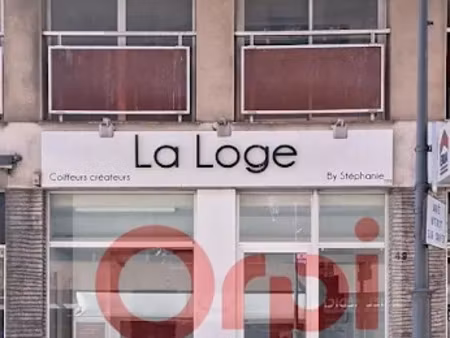 location locaux professionnels 59 m² à saint-laurent-du-var (06700)  1 610 €