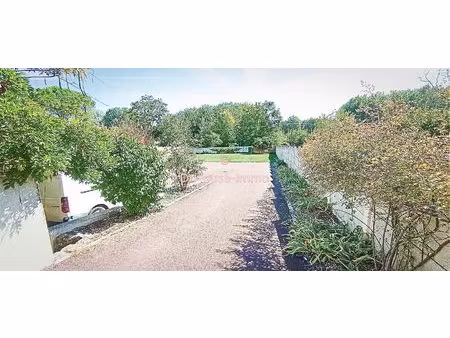 maison 4 pièces 110 m² avec jardin de 1649 m² paysagé