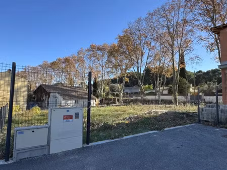 vente terrain 617 m² à aigues-vives (30670)  185 000 €