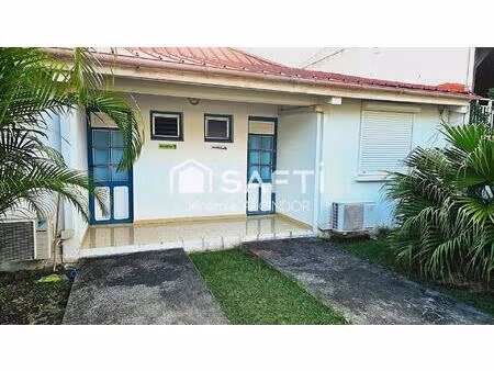 à vendre deux appartements f2 meublés à sainte-anne