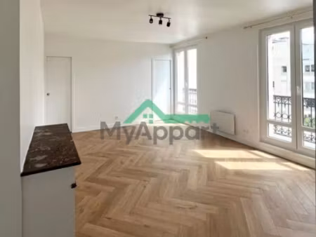 location meublée appartement 2 pièces 38 m² à lavault-sainte-anne (03100)  320 €