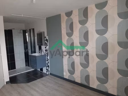 location meublée appartement 3 pièces 72 m² à arches (15200)  505 €