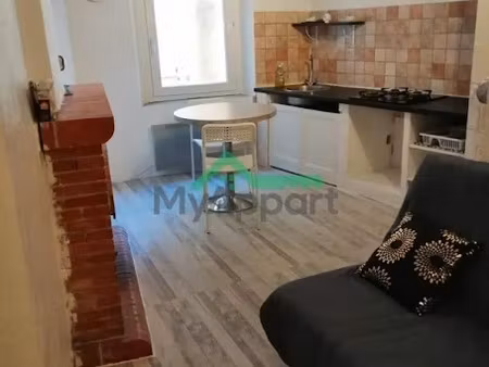 location meublée appartement 2 pièces 40 m² à artigues (83560)  630 €