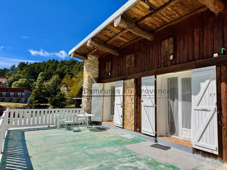appartement avec terrasse à vendre à beaumont-du-ventoux