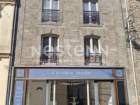 local commercial hyper centre de questembert 35 m2