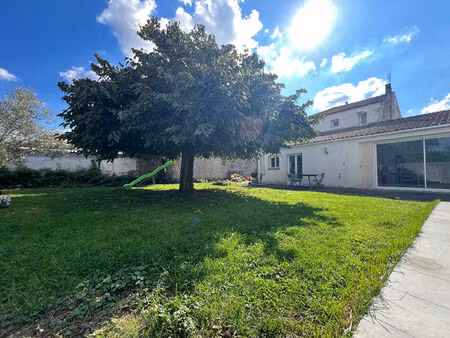 maison saint medard d aunis 160 m2