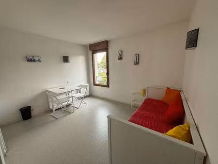 location appartement t1 meublé à redon (35600) : à louer t1 meublé / 19m² redon