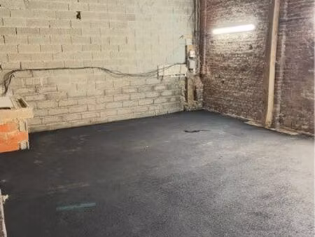 local de stockage  garde meuble