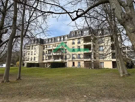 location meublée appartement 3 pièces 52 m² à etiolles (91450)  980 €