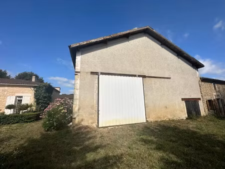 location locaux professionnels 474 m² à saint-pierre-de-bat (33760)  nan €