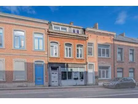 immeuble de rapport avec deux appartements