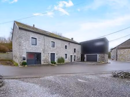 propriete d'exception en pierre de 4 chambres a biesme