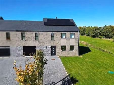 volumes surprenants ! 4 chambres - 2 sdb