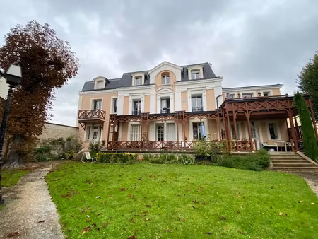 location appartement 2 pièces 50 m² à chatou (78400)  1 250 €