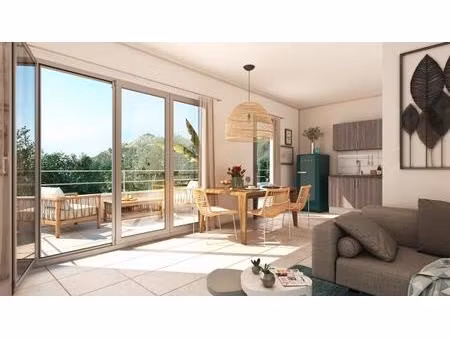 - 1ere occupation! balcon plein sud / proche allemagne / petite copro / grandes pieces