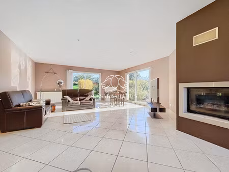 proche centre marcilly d'azergues : maison 5p 183 m² avec ascen