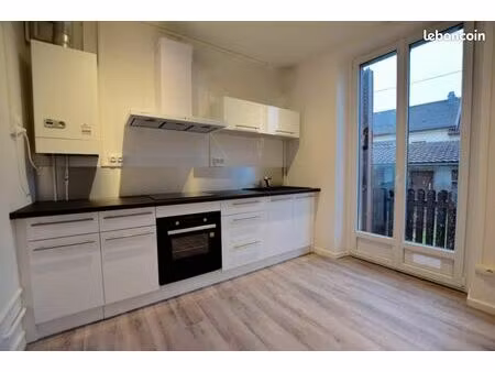 maison 3 pièces 70 m²