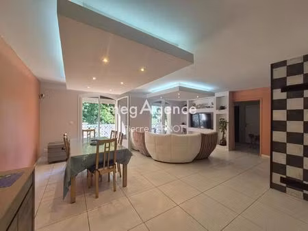 grande maison familiale sur sous sol complet proche albi