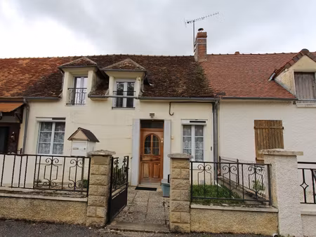 proche commerces  maison t4 tous conforts