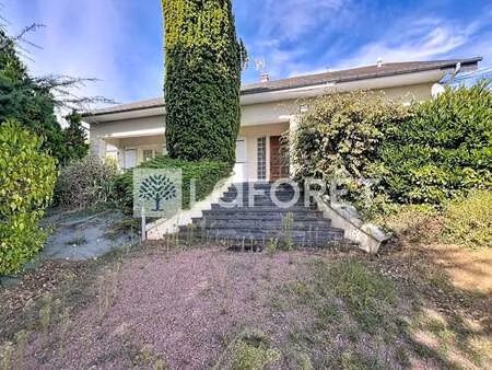 vente maison à thouars (79100) : à vendre / 175m² thouars