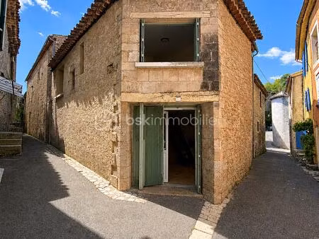 maison de village de 46 m² à cereste