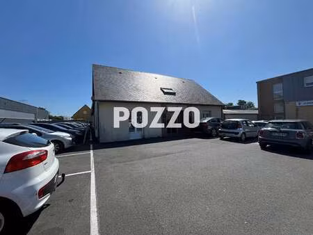 vente immeuble à bréhal (50290) : à vendre / 380m² bréhal