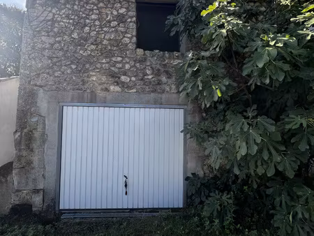 grange en moellons pour stockage proche mirambeau