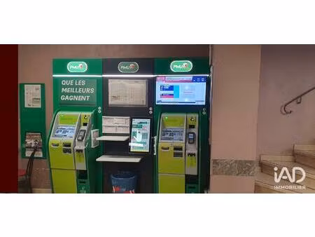 vente murs commerciaux 251 m²