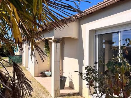 pavillon plain pied secteur gençay