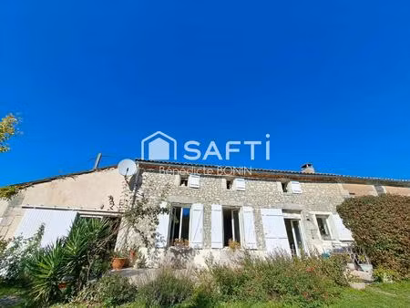 maison charentaise 110 m² à la campagne